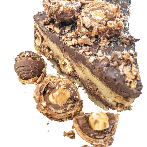 Ferrero Rocher Cake (1020 g / 8")